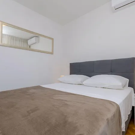 Dunja Apartman Slatine