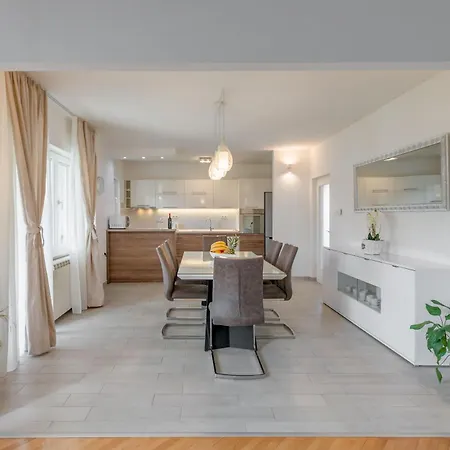 Dunja Apartman *