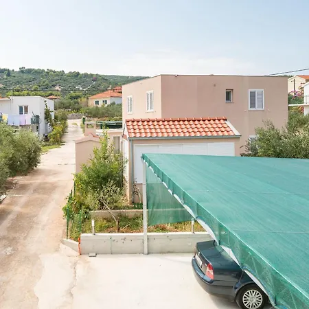 Apartman Dunja Slatine