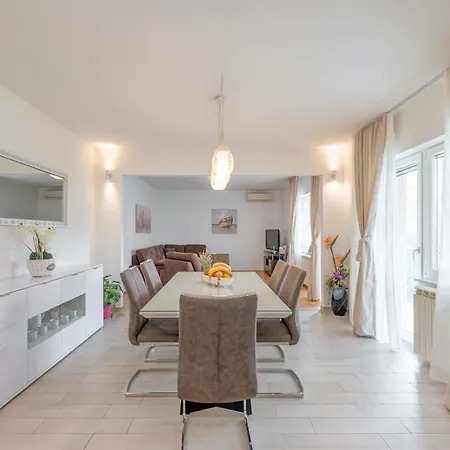 Dunja Apartman Slatine